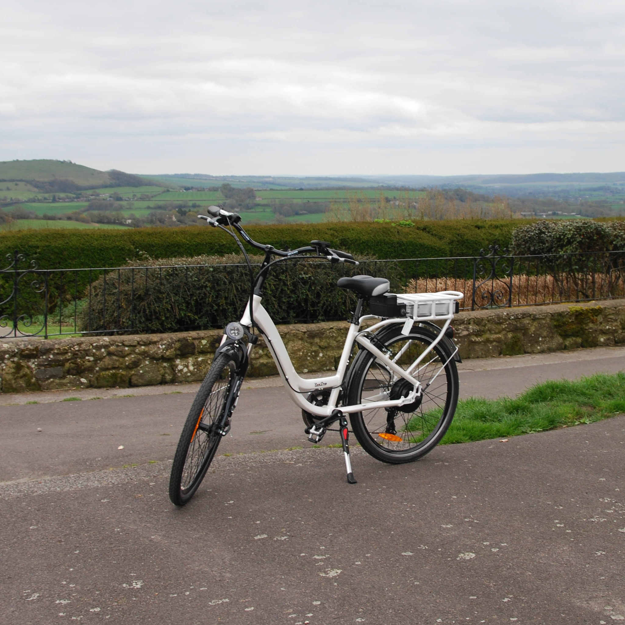 Ex Demo RooDog Chic Electric Bike on Park Walk in Shaftesbury Dorset